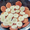 Thumbnail For Sliced Bananas Placed On Top Of Vanilla Wafers.