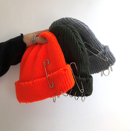 Title 2, Ring Pin Woolen Cap Hole Edging