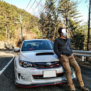 インプレッサ WRX STI GVF