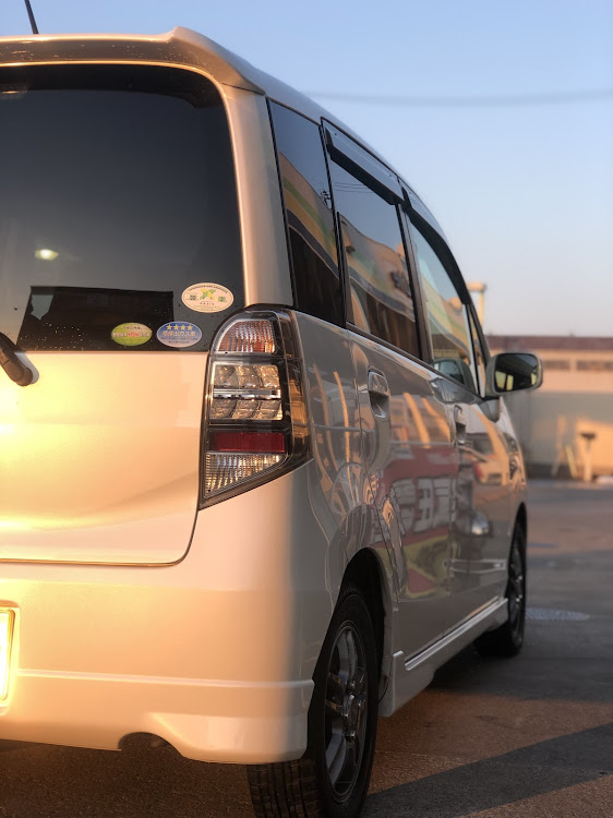 ノートのエムズガレージ・ドライブ・ガソリンスタンドは盛れる・洗車に関するカスタム事例の投稿画像3枚目