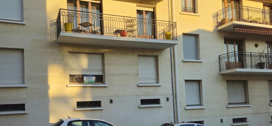 Vente appartement 4 pièces 82 m² à Nimes (30000), 175 000 €