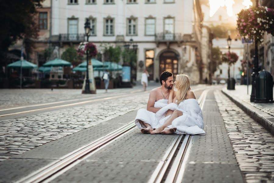 Svadobný fotograf Mikola Cimbalyuk (mikolacimbal). Fotografia publikovaná 21. októbra 2020