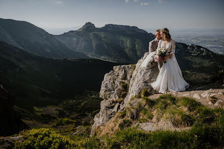 Fotógrafo de casamento Piotr Jamiński (piotrjaminski). Foto de 7 de julho 2022