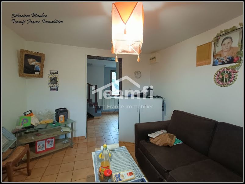 Vente maison 2 pièces 50 m² à Thiers (63300), 29 000 €