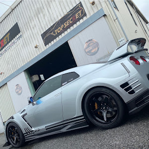 NISSAN GT-R R35