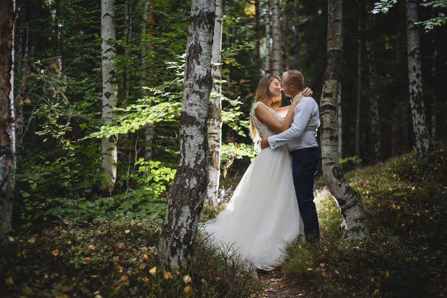 Svadobný fotograf Gracjan Siwik (siwikstudio). Fotografia publikovaná 24. februára 2020