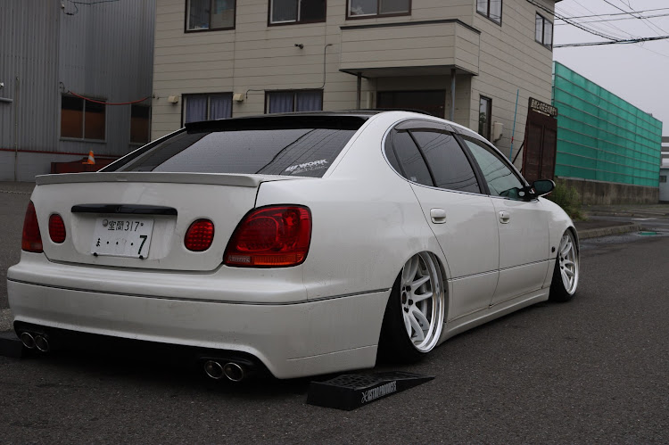 アリストのDIY・車高調整・ドライブ・JZに関するカスタム事例の投稿画像3枚目