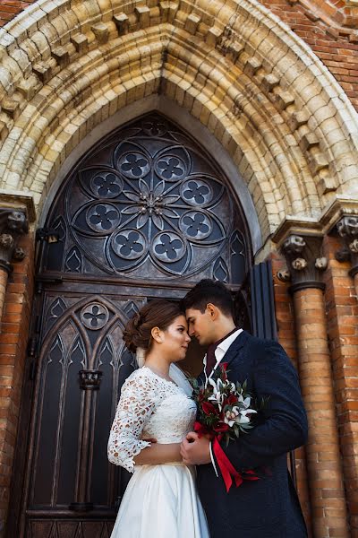 Wedding photographer Viktoriya Kuznecova (vikasmith). Photo of 21 February 2018