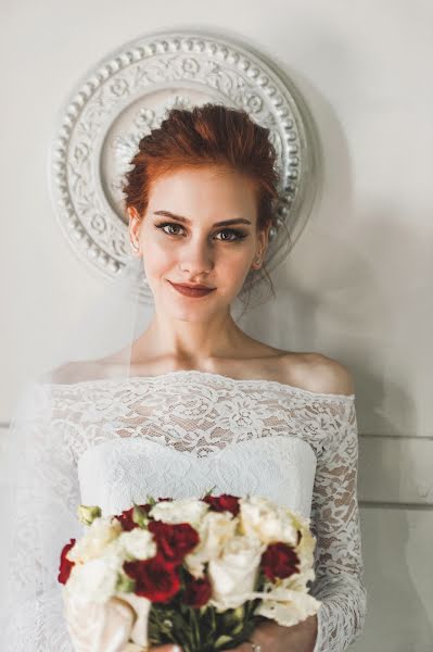 Fotógrafo de casamento Olga Lebed-Latysheva (lebed). Foto de 20 de janeiro 2020
