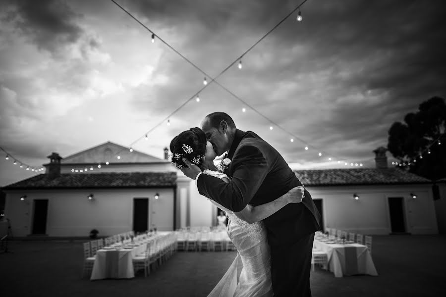 Wedding photographer Leonardo Scarriglia (leonardoscarrig). Photo of 16 February 2019