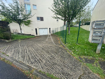 parking à Noisiel (77)