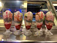 Empire Juices and Desserts photo 6