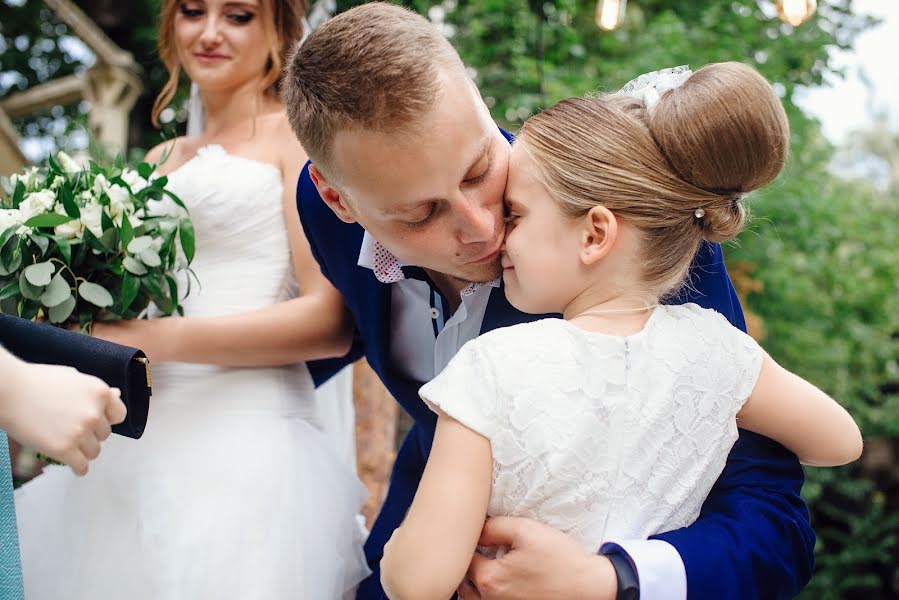 Wedding photographer Aleksandr Yuzhnyy (youzhny). Photo of 29 August 2017