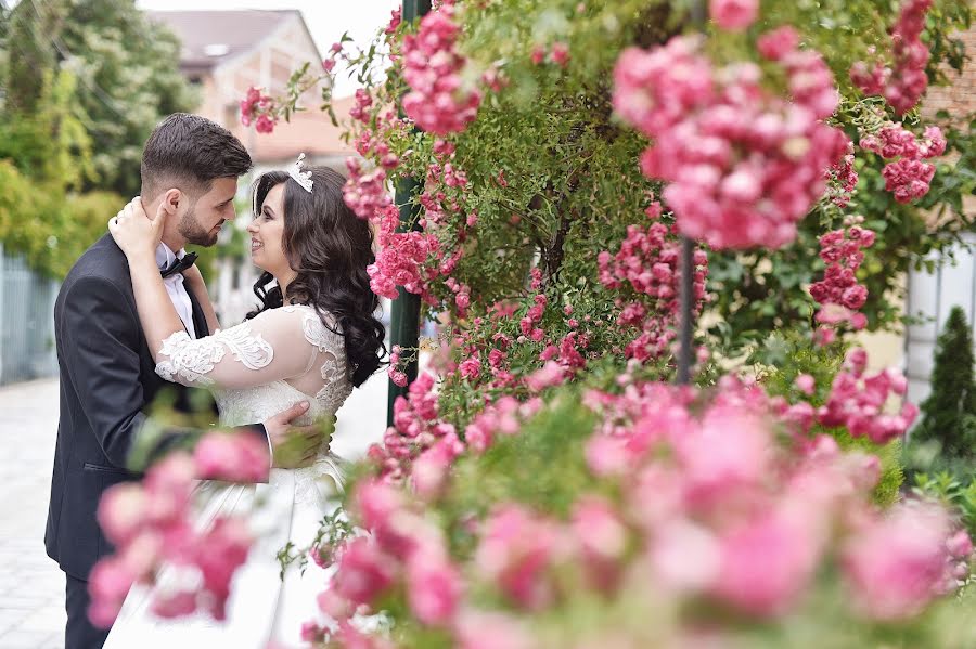 Fotógrafo de casamento Edmond Bozhano (bozhano). Foto de 13 de julho 2018