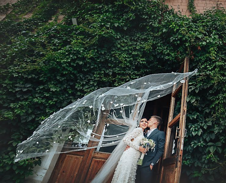 Fotografo di matrimoni Lena Astafeva (tigrdi). Foto del 1 agosto 2018