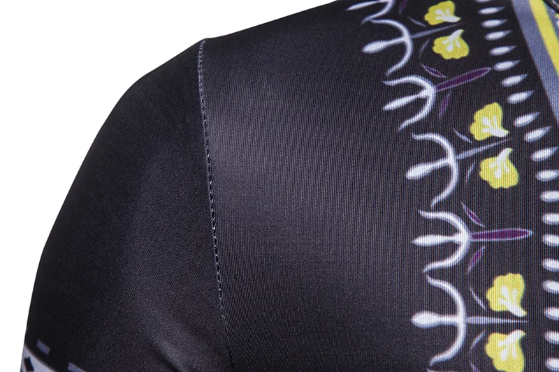 Famous long-sleeved T-shirt