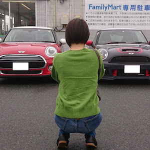 ミニ ハッチバック JCW