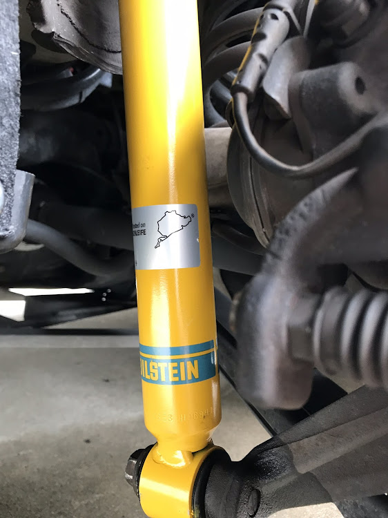 Z4 ロードスターのBILSTEIN・B6・DIYに関するカスタム事例の投稿画像3枚目