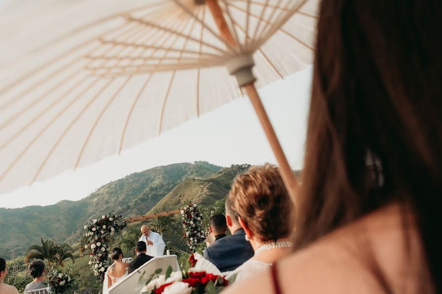 Fotógrafo de casamento Andres Hernandez (andresh). Foto de 25 de outubro 2023