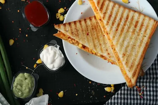 Cheesy Corn Sandwich