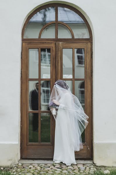 Fotógrafo de casamento Rasa Kuzmauskaitė (rasakuzmauskait). Foto de 14 de março 2016