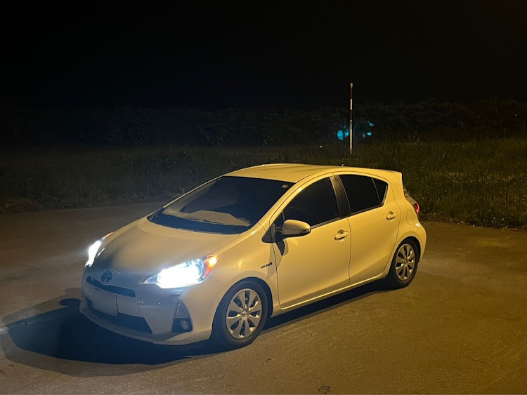 アクアのアクア・nhp10・priusc・サイドマーカー治療法に関するカスタム事例の投稿画像1枚目