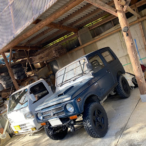 ジムニー JA11V