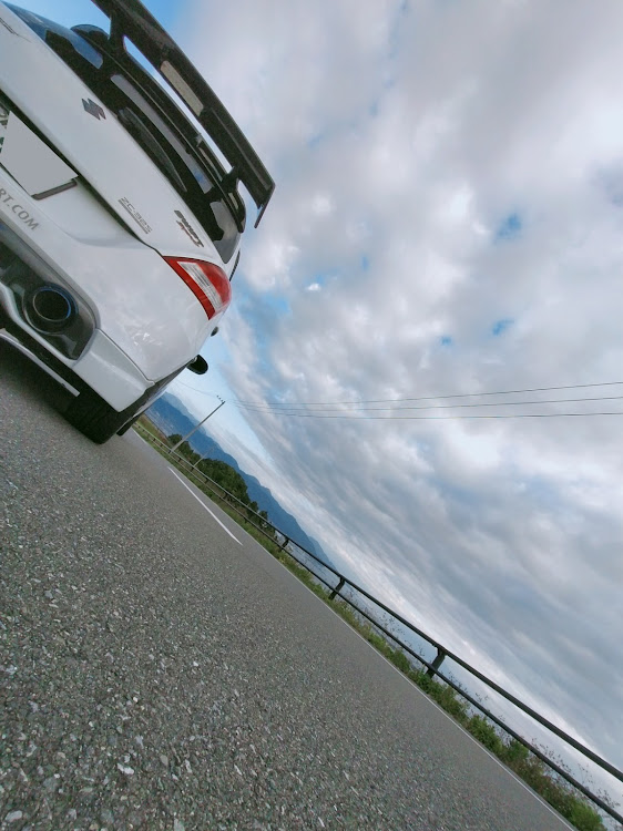 スイフトスポーツのCLUB ROMAN・JPF clean project・今夜もバイト・オールドタイプ・主様と愉快な仲間たちに関するカスタム事例の投稿画像3枚目
