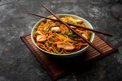 Chicken Chilli Garlic Noodles