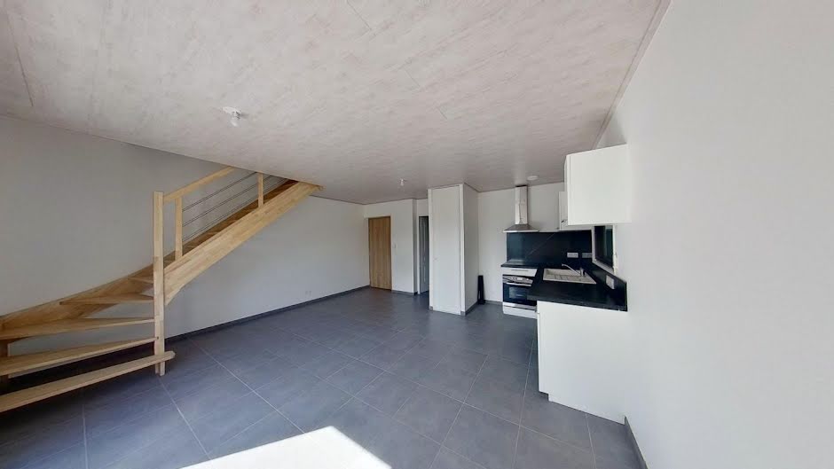 Location  appartement 3 pièces 53 m² à Reignier (74930), 1 350 €