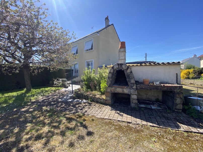 Vente maison 5 pièces 77 m² à Saumur (49400), 168 000 €