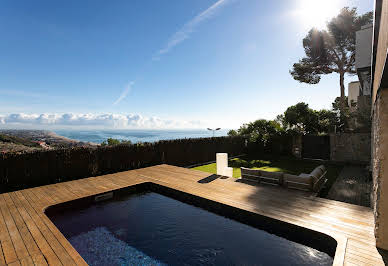 Maison avec jardin et terrasse 10