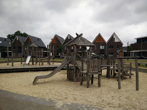 Houten Speeltuin