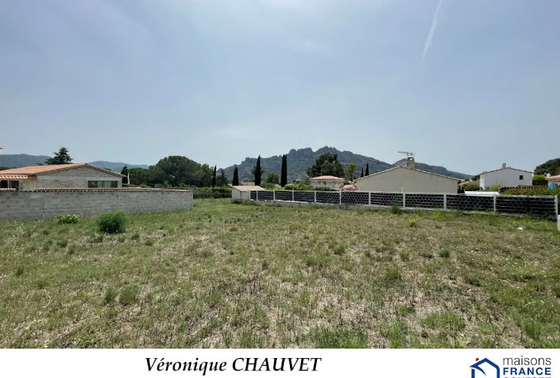  Vente Terrain + Maison - Terrain : 600m² - Maison : 120m² à Roquebrune-sur Argens (83520) 