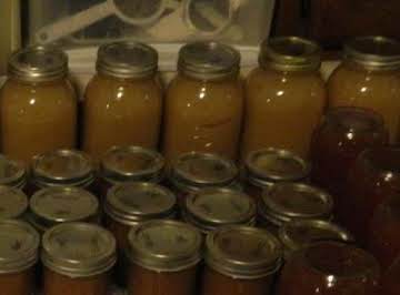 Homemade Spiced Apple Sauce