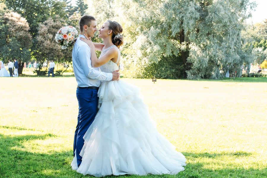 Jurufoto perkahwinan Marina Bacenko (marinabatcenko). Foto pada 26 Oktober 2015
