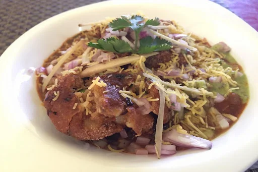 Aloo Tikki Chaat