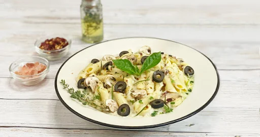 Olive & Mushroom Alfredo Pasta