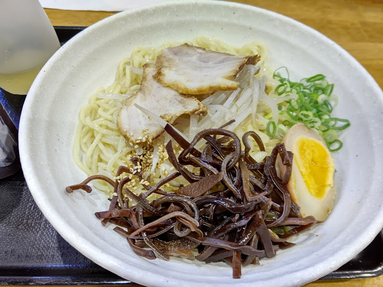 セレナの西日本ファミリー・ウラモジ☆ワークス・K.S.G(KyusyuuSerenaGroup)・福岡愉快な仲間たち・19インチに関するカスタム事例の投稿画像15枚目