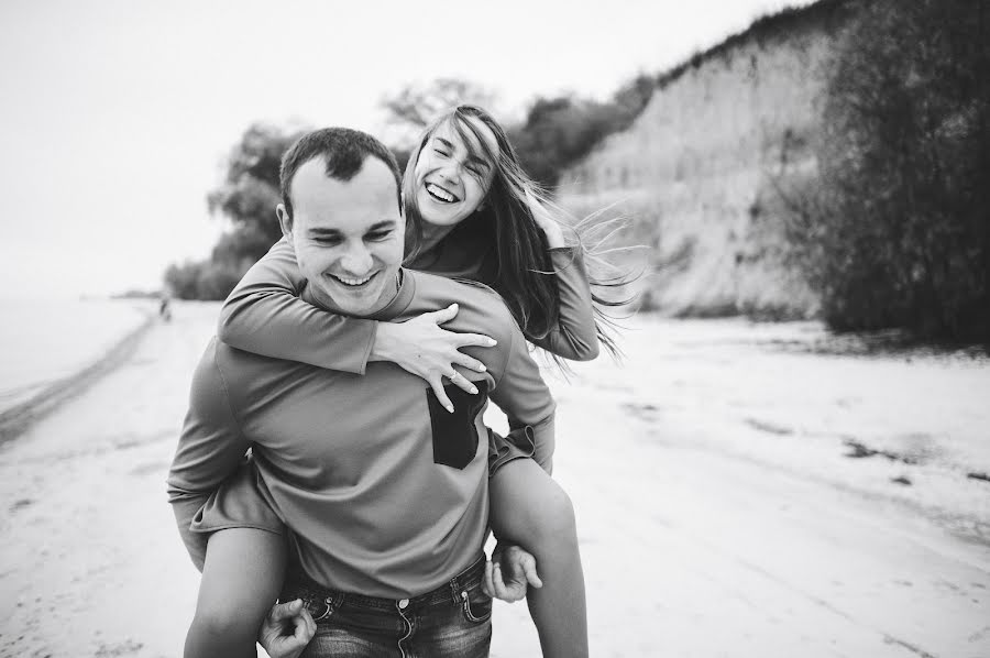 Fotógrafo de casamento Vitaliy Bendik (bendik108). Foto de 21 de outubro 2017