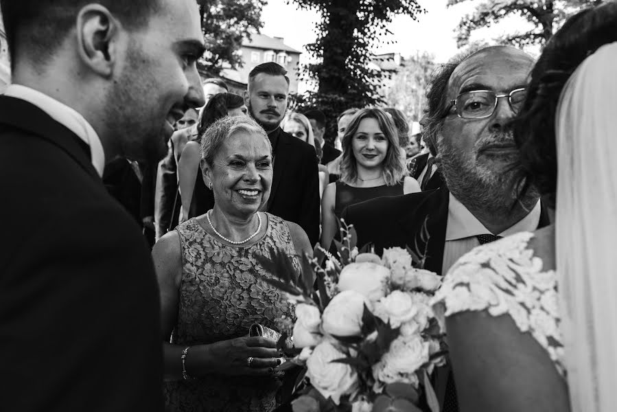 Fotógrafo de casamento Paulina Misztal (bielakstudio). Foto de 27 de janeiro 2019