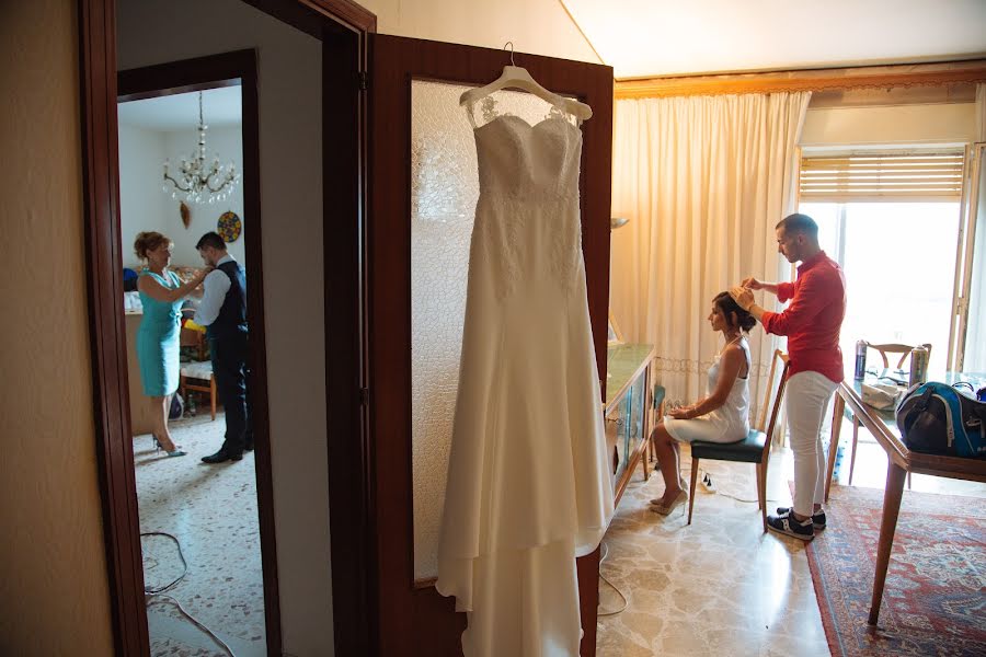 Fotógrafo de bodas Alessandro Castelli (obscura). Foto del 1 de marzo 2019