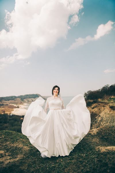 Fotógrafo de casamento Yuliya Petrova (petrova). Foto de 9 de maio 2018