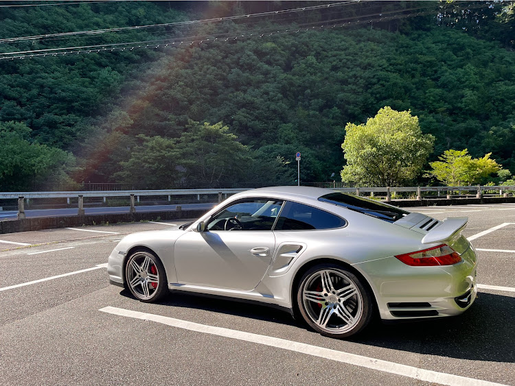911 クーペの997ターボ・ポルシェ911ターボ・箕面の滝に関するカスタム事例の投稿画像1枚目