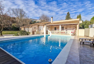 House with pool and terrace 2