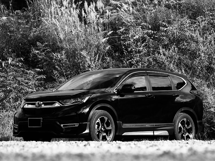 CR-Vの自然の中のCR-V・モノクロバトン😍・ちょとした秋を探しに・ドライブに関するカスタム事例の投稿画像9枚目