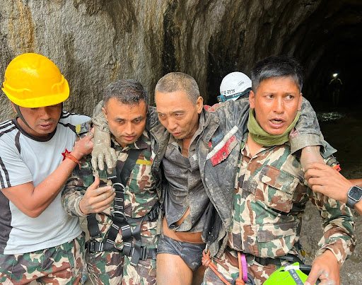 Dve osobe spasene iz ruševina 10 dana posle poplava u Nepalu