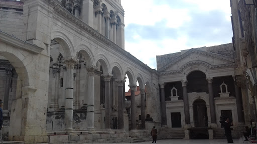 Roman Peristyle Square