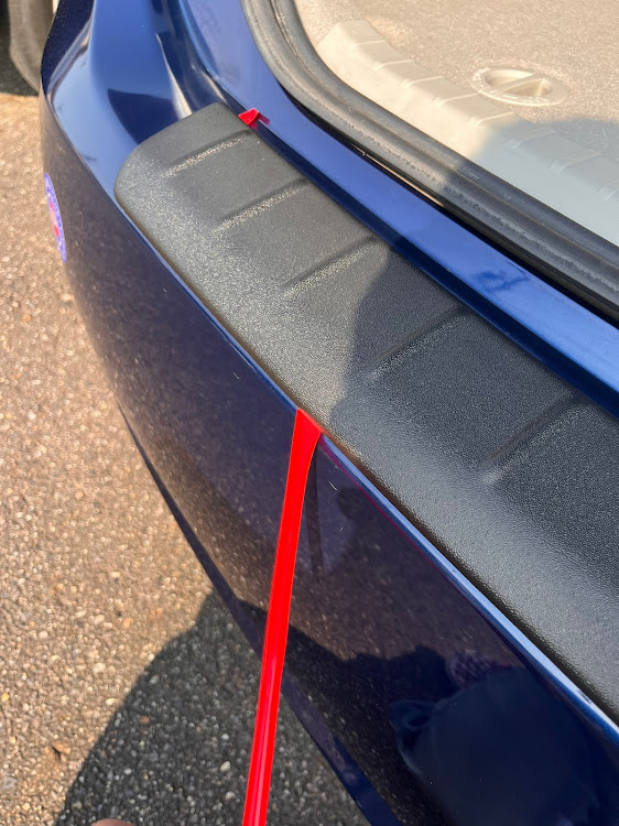 プリウスのUSDMしました・汚い車・紺いいね・第二便がまもなく到着予定・北米仕様臭車に関するカスタム事例の投稿画像5枚目
