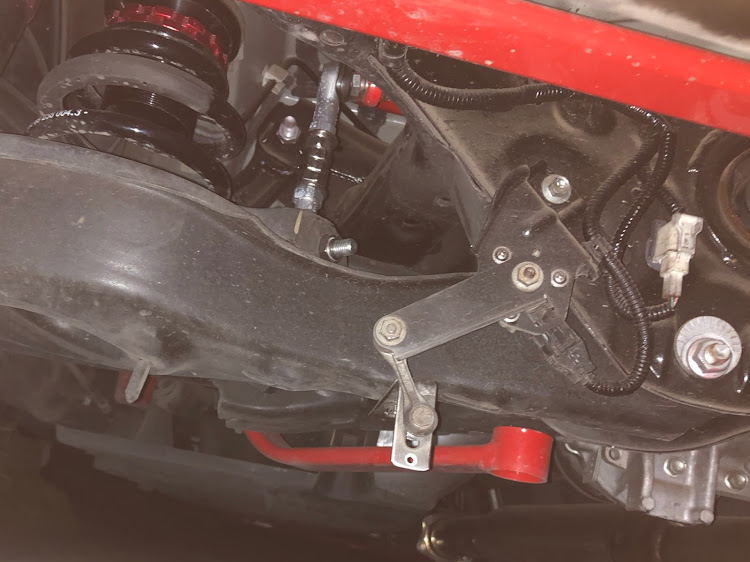 CX-5のDIY・車高調整・オートレベライザー調整に関するカスタム事例の投稿画像2枚目